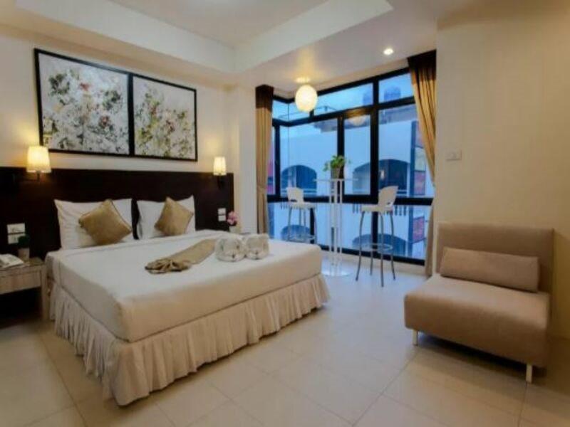 @ White Patong Hotel Екстериор снимка