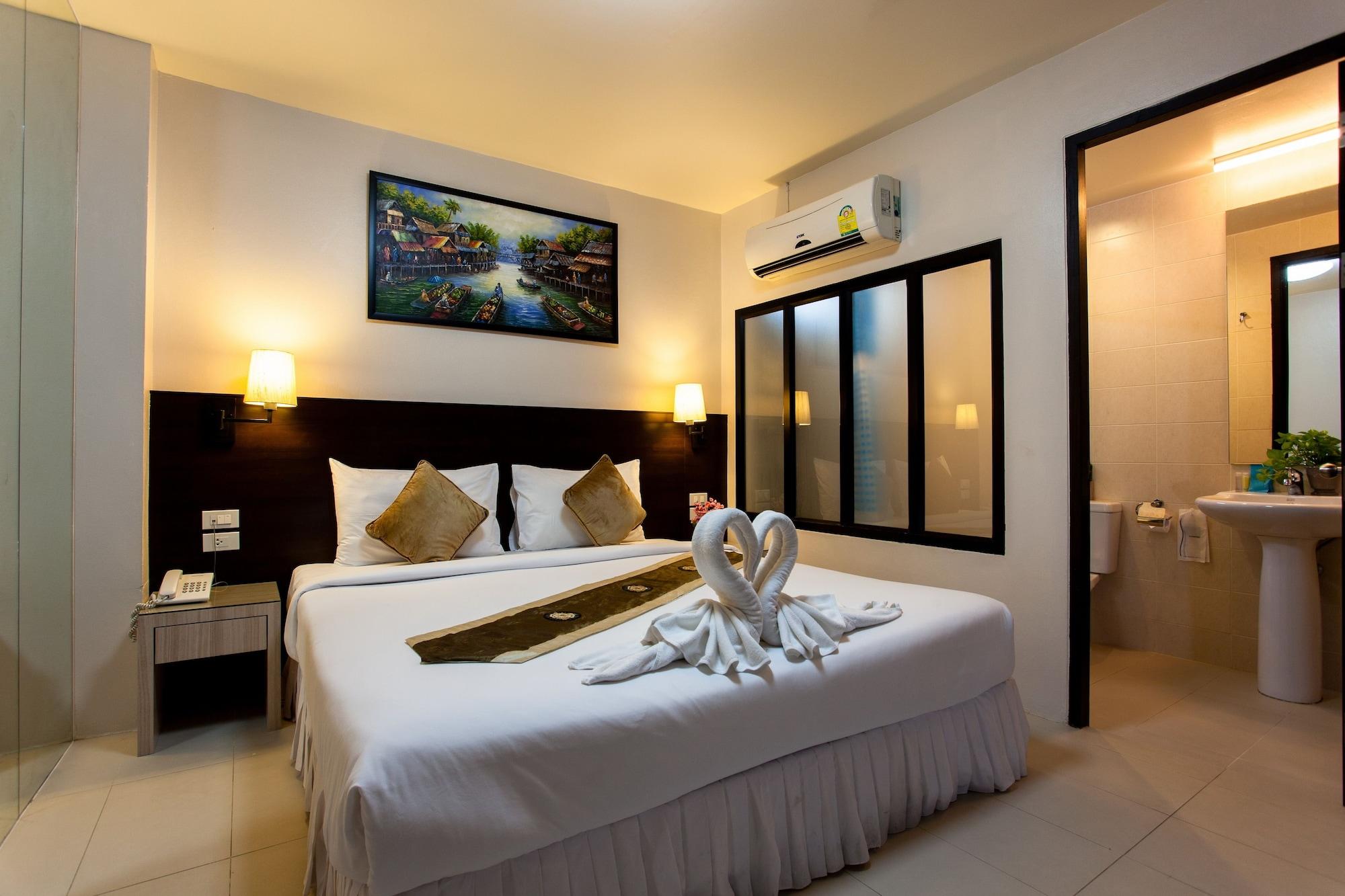 @ White Patong Hotel Екстериор снимка