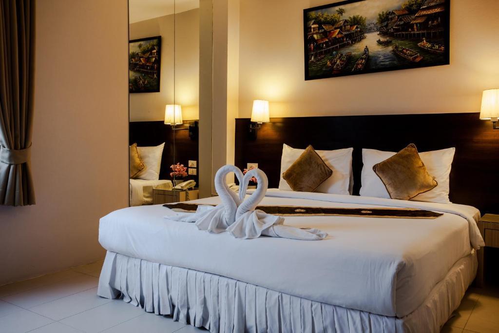 @ White Patong Hotel Екстериор снимка
