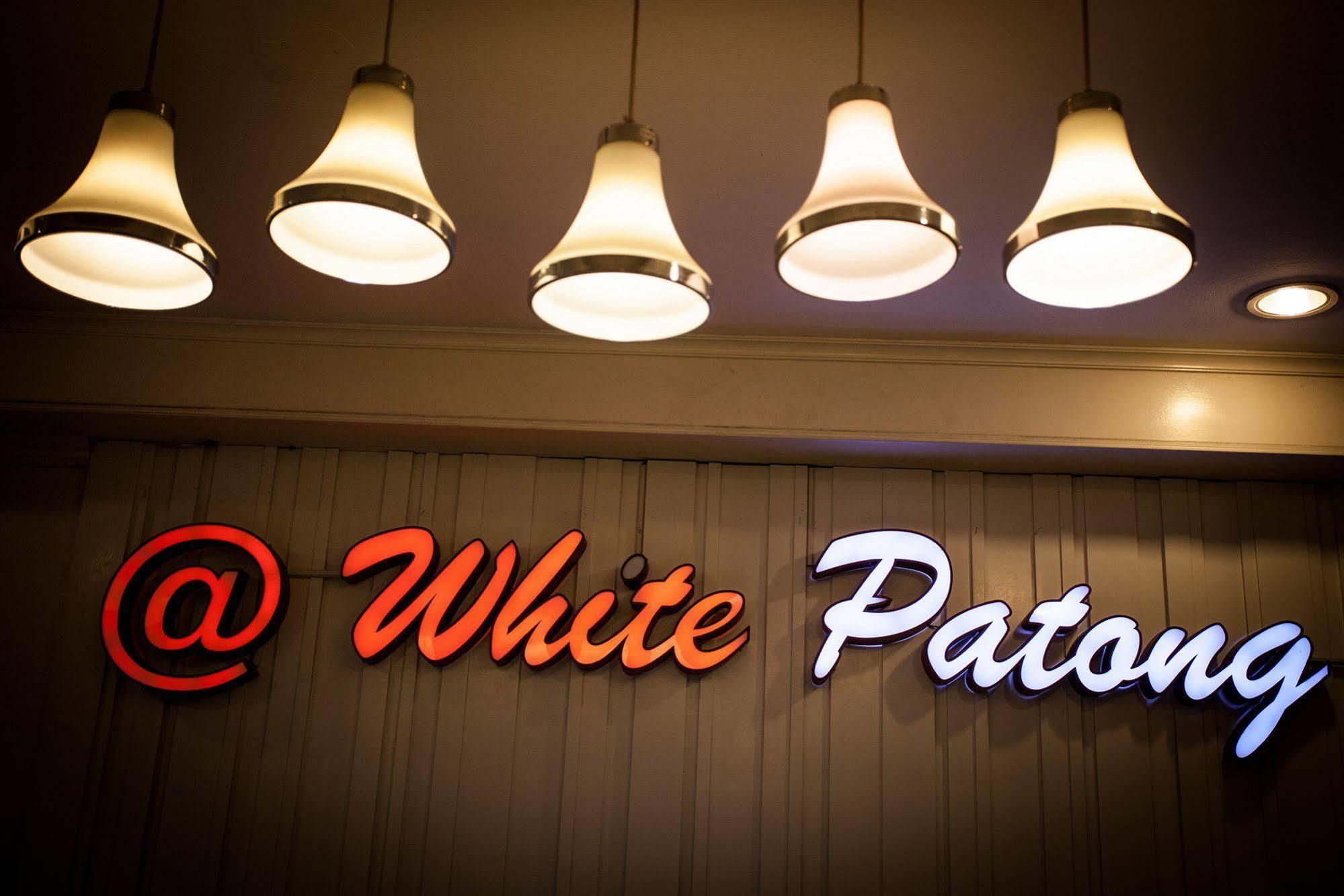 @ White Patong Hotel Екстериор снимка